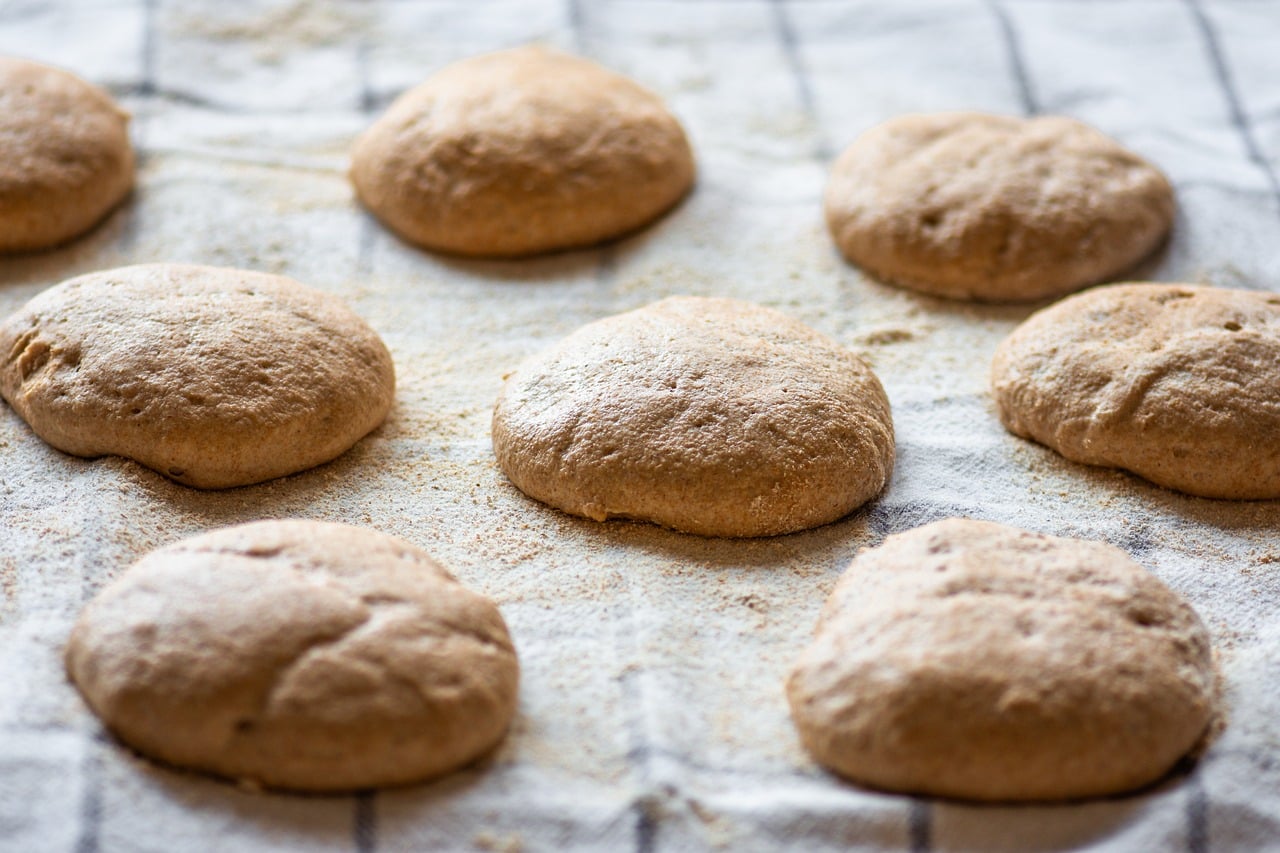 bun, food, fresh, bakery, carbohydrates, to bake, dough, homemade, meal, yummy, nourishment, close up