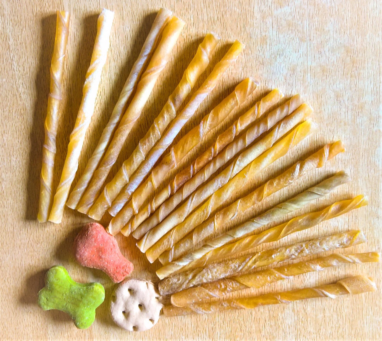 dog food, treats, pet food, feed, kaurollen, dried, dog biscuits, multicoloured, reward, incentive, dog food, dog food, dog food, dog food, dog food, pet food, pet food